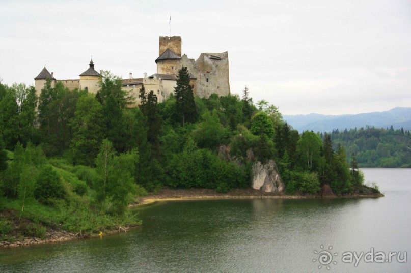 Замок Niedzicy 